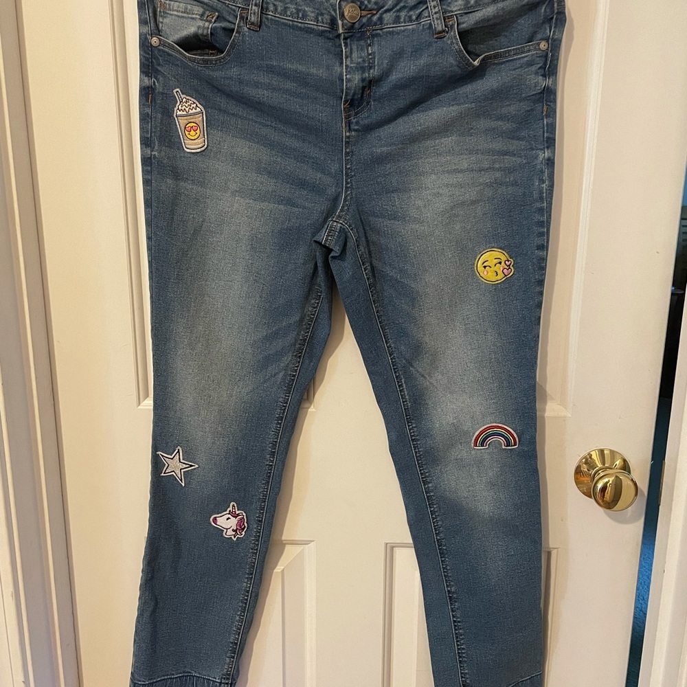 Justice Girls Emoji Jeans 16 1/2 Girl Plus